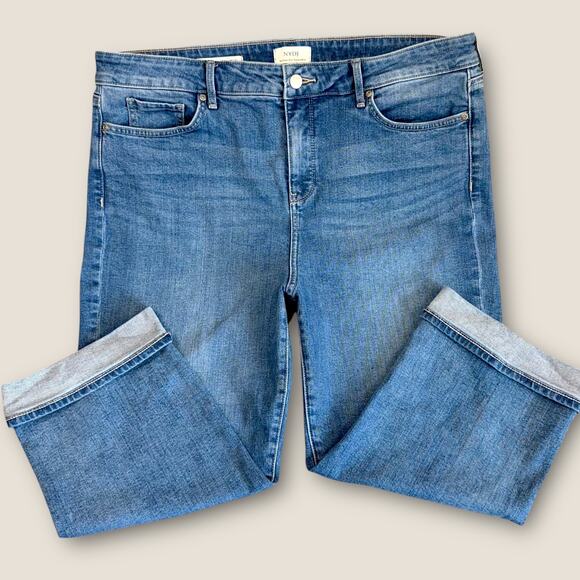NYDJ Marilyn Straight Crop Cuffed Blue Washed Jeans Lift Tuck Stretchy Size 18 - Picture 1 of 11